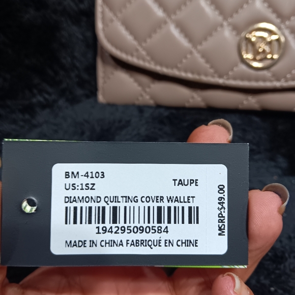 NWT Badgley Mischka quilted long wallet - Picture 2 of 7
